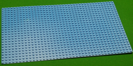 blue_lego_baseboard_004.jpg