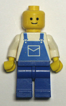 white Lego minifigure.